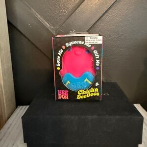 NeeDoh Chicka DeeDoos Pink and Blue Squeeze Toy